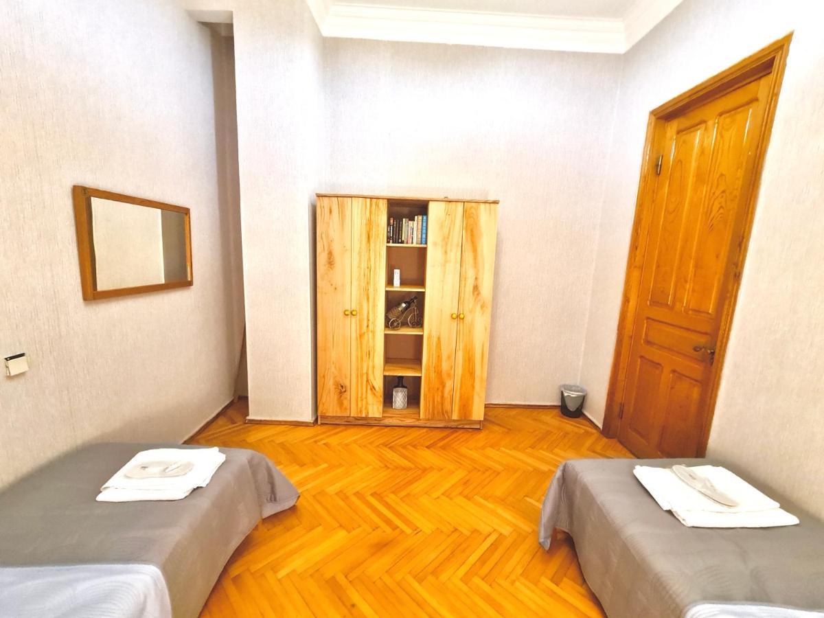Guesthouse Zedafoni Зестафони Экстерьер фото