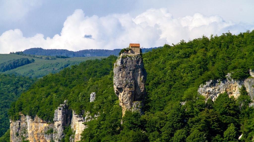 Guesthouse Zedafoni Зестафони Экстерьер фото