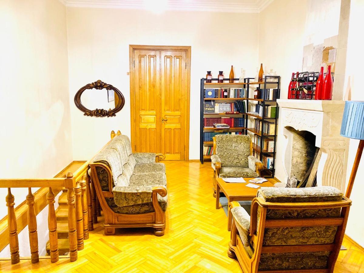 Guesthouse Zedafoni Зестафони Экстерьер фото
