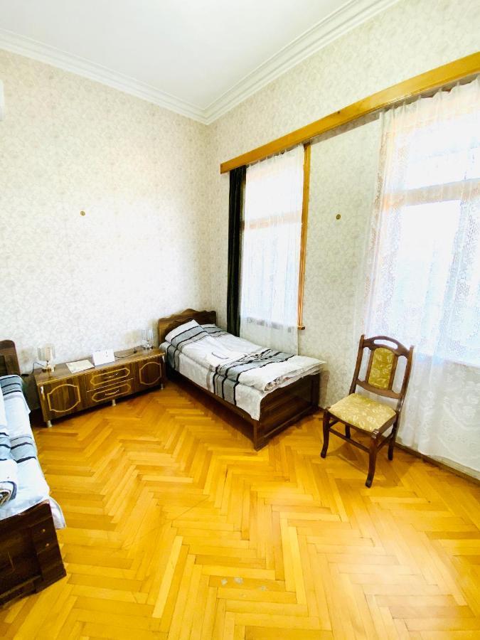 Guesthouse Zedafoni Зестафони Экстерьер фото