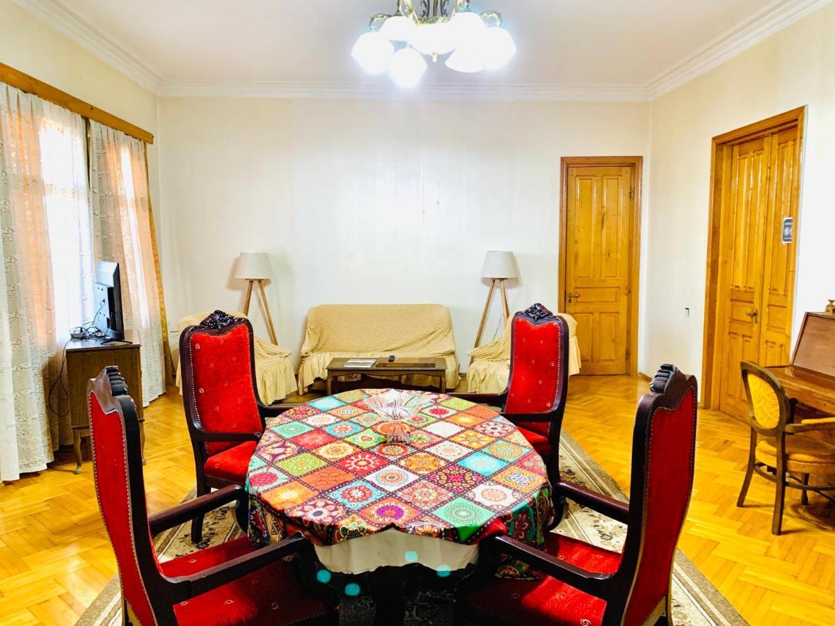Guesthouse Zedafoni Зестафони Экстерьер фото